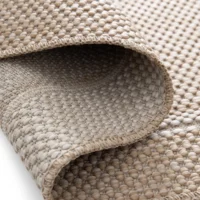 Grano Frame Amber outdoor rug border detail